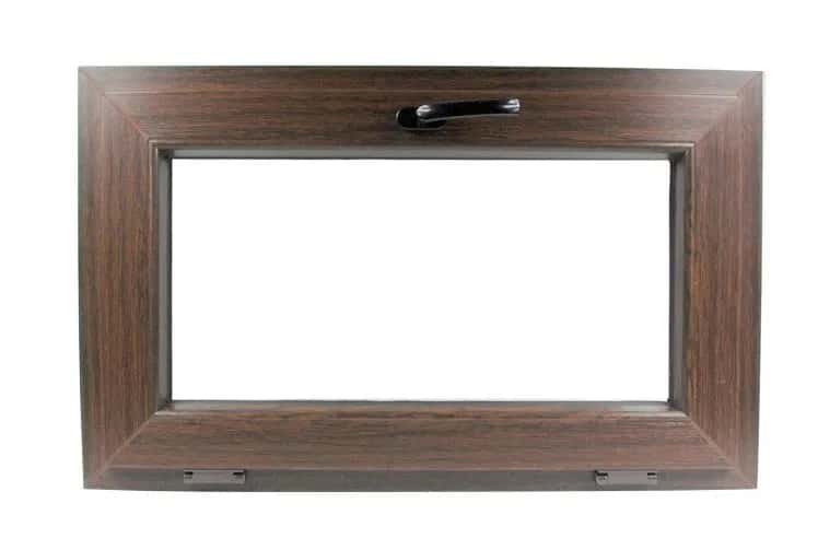 Okna z ciemnego dębu: elegancja i trwałość w Twoim domu