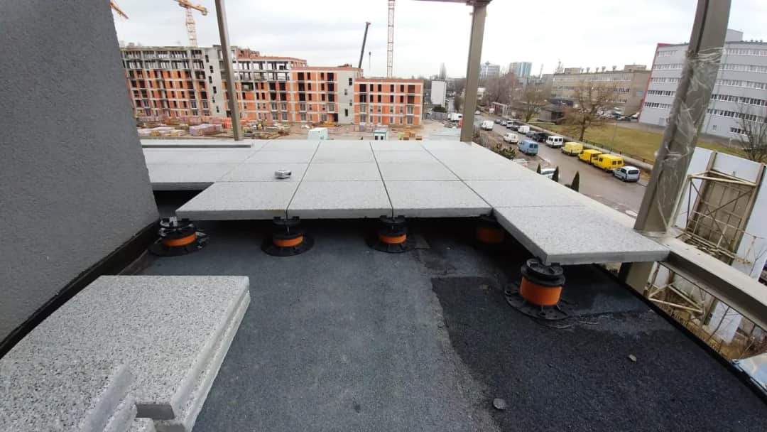 System poziomowania płyt tarasowych: jak uzyskać idealny taras