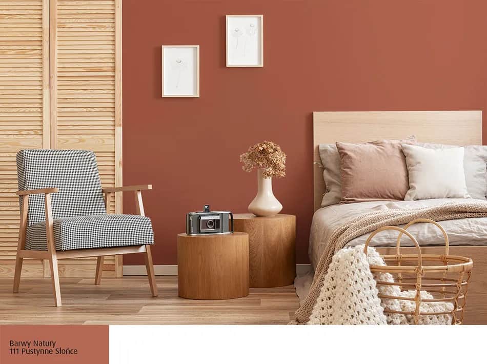 Farba w kolorze ceglanym: jak ocieplić wnętrze ciepłą barwą?