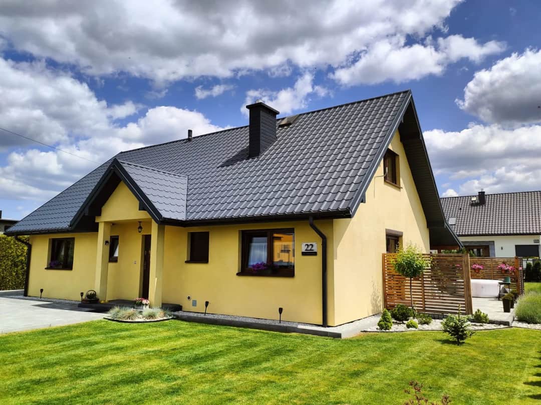 Projekt domu Kamilek: Nowoczesny i ekonomiczny dom jednorodzinny