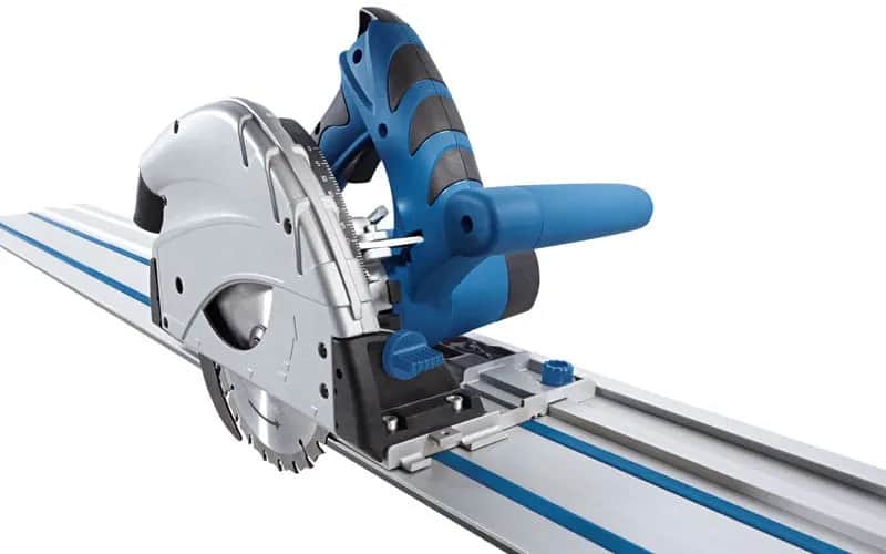 Pilarka tarczowa z szyną prowadzącą: precyzja i wydajność w cięciu